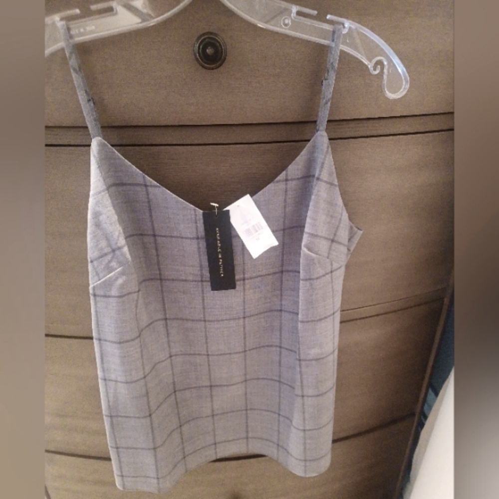 Brand new Banana Republic adjustable strap camisole blouse